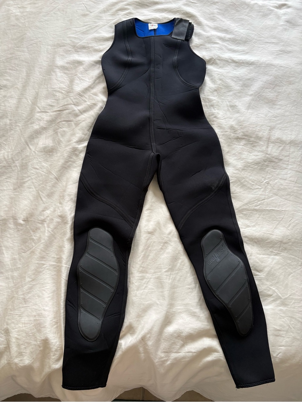 Women’s Black Neoprene Full-Length Swim Wetsuit vintage size 9/10